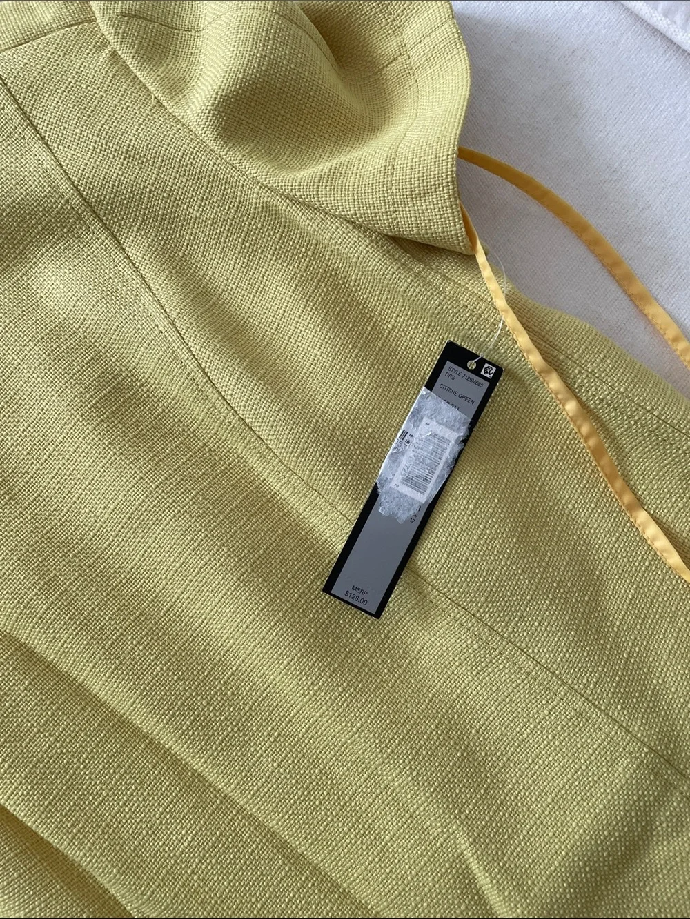 Tahari ASL Short Sleeve Shift Dress in Chartreuse Yellow - Picture 5 of 7